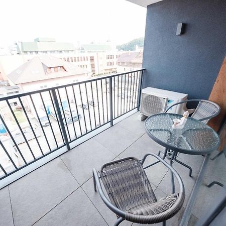 Brand New Luxury Apartment In The Heart Of Braşov Dış mekan fotoğraf